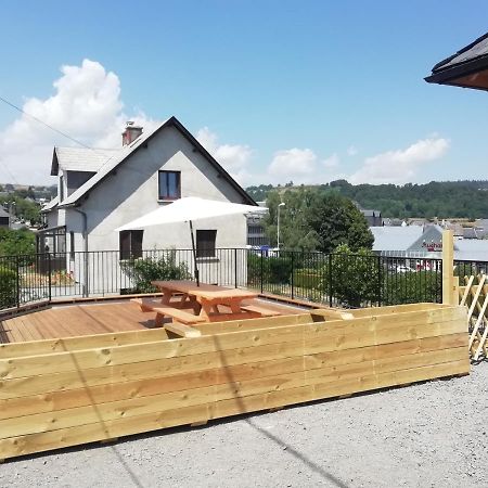 Gite De Granit Noir Besse-et-Saint-Anastaise Exterior foto